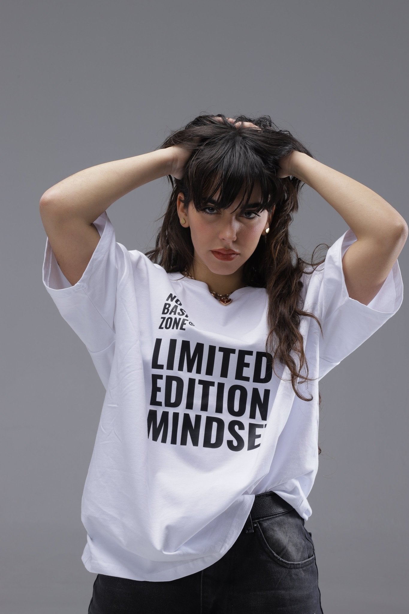 ONE OF ONE // WHITE T-SHIRT - No Basic Zone