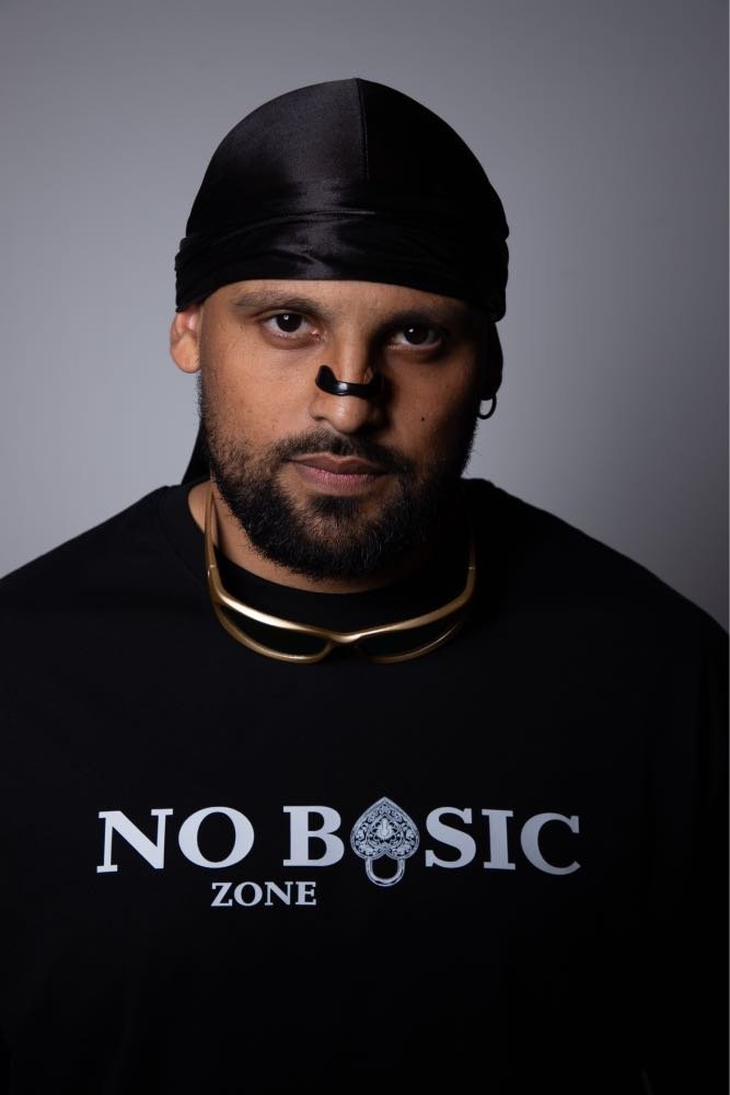 HUSTLER SPIRIT // BLACK MODE T-SHIRT - No Basic Zone