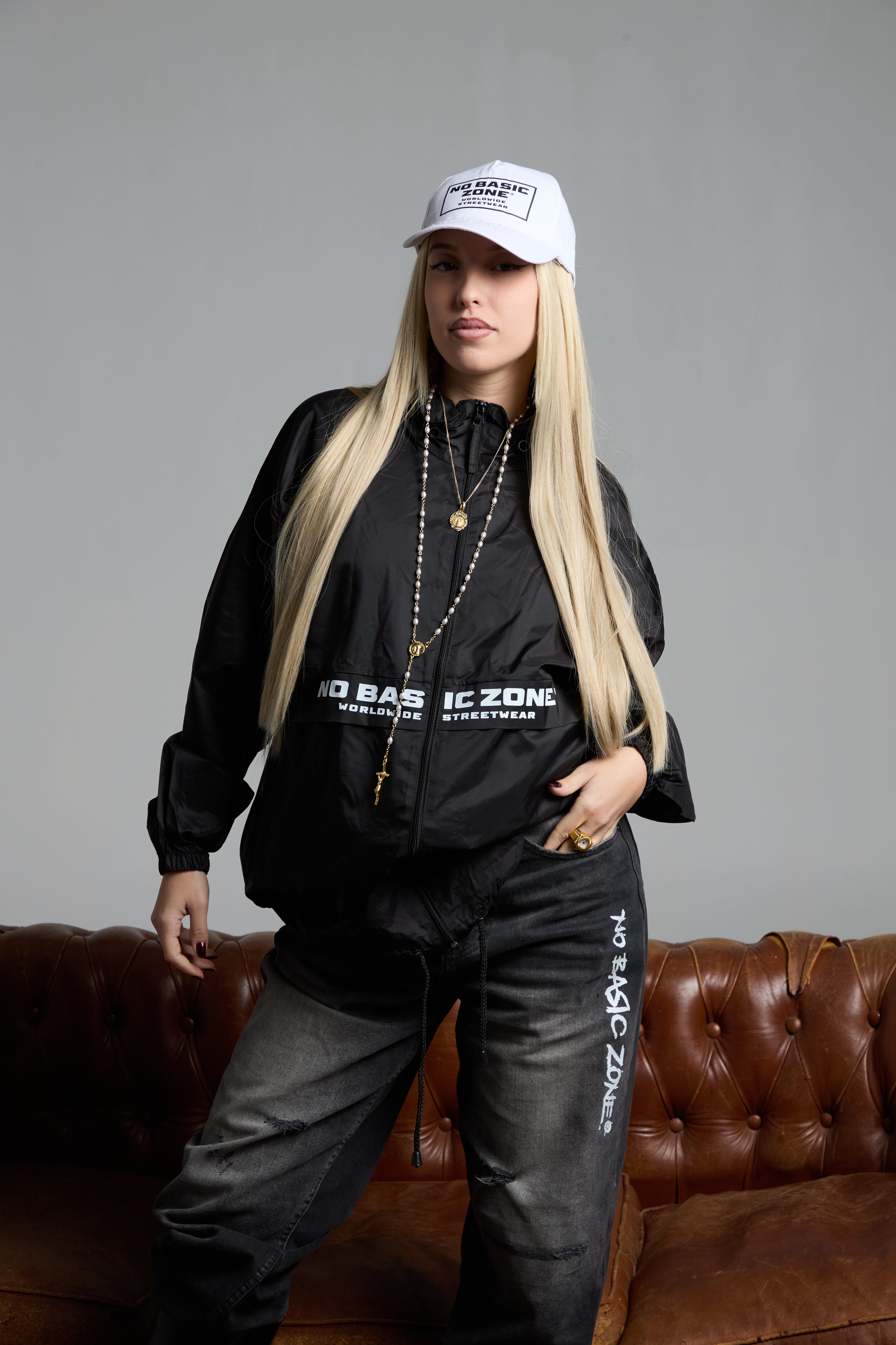 WINDBREAKER - CORTAVIENTOS - No Basic Zone