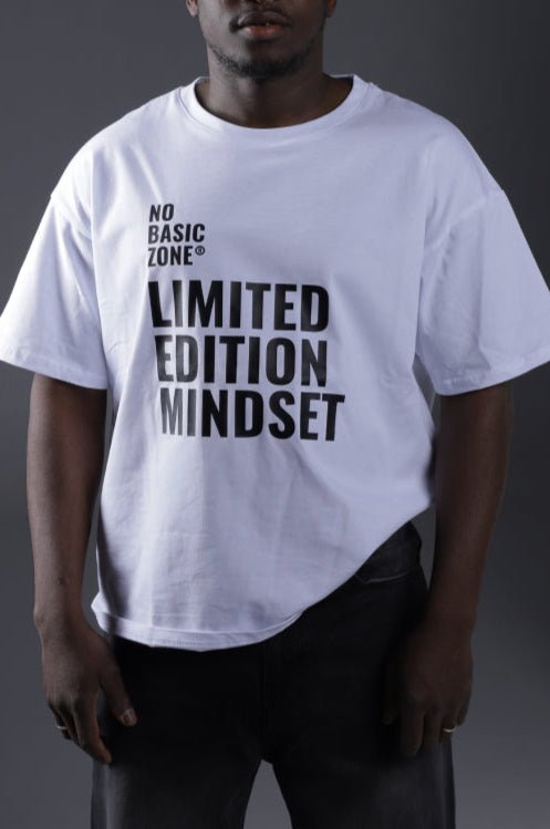 ONE OF ONE // WHITE T-SHIRT - No Basic Zone