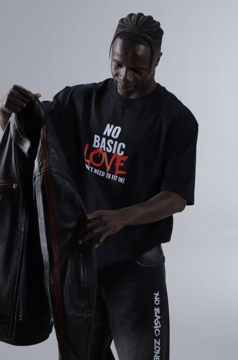 NO LABELS // BLACK T-SHIRT - No Basic Zone