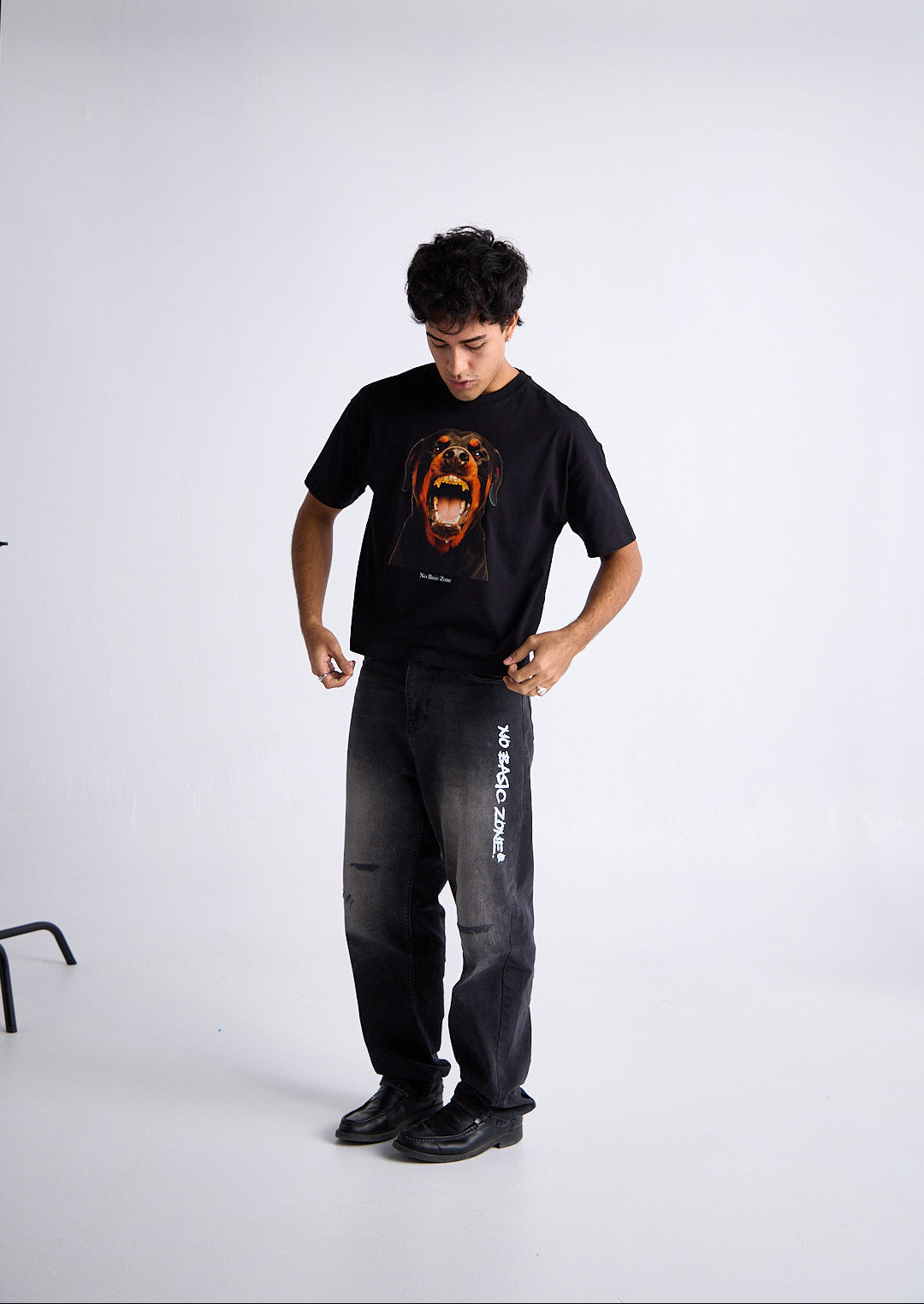 ROW DOG // BLACK T-SHIRT