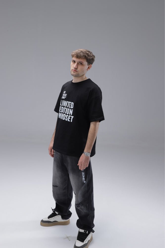 ONE OF ONE // BLACK EDITION T-SHIRT - No Basic Zone