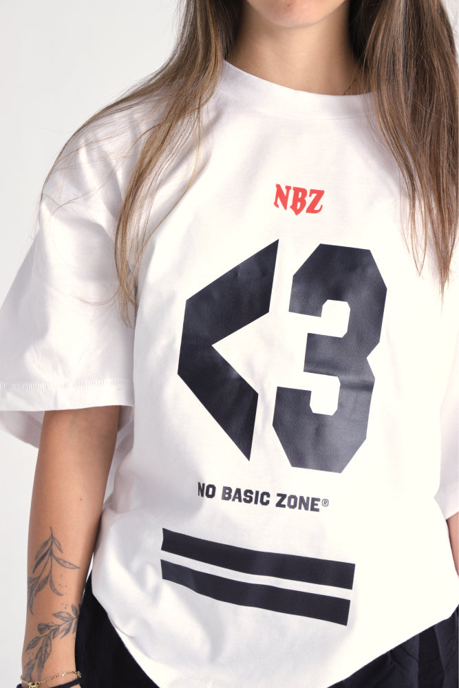 <3 // WHITE T-SHIRT - No Basic Zone