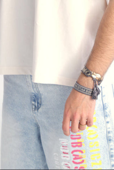 WORLDWIDE // BEIGE-RED T-SHIRT - No Basic Zone