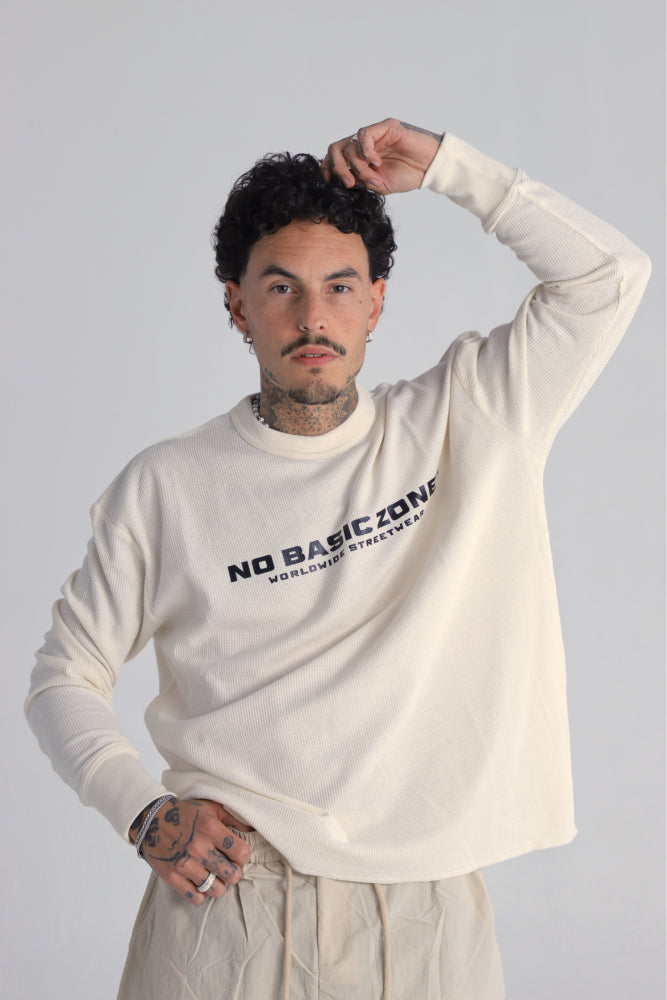 WORLDWIDE // BLACK SUMMER KNIT - No Basic Zone