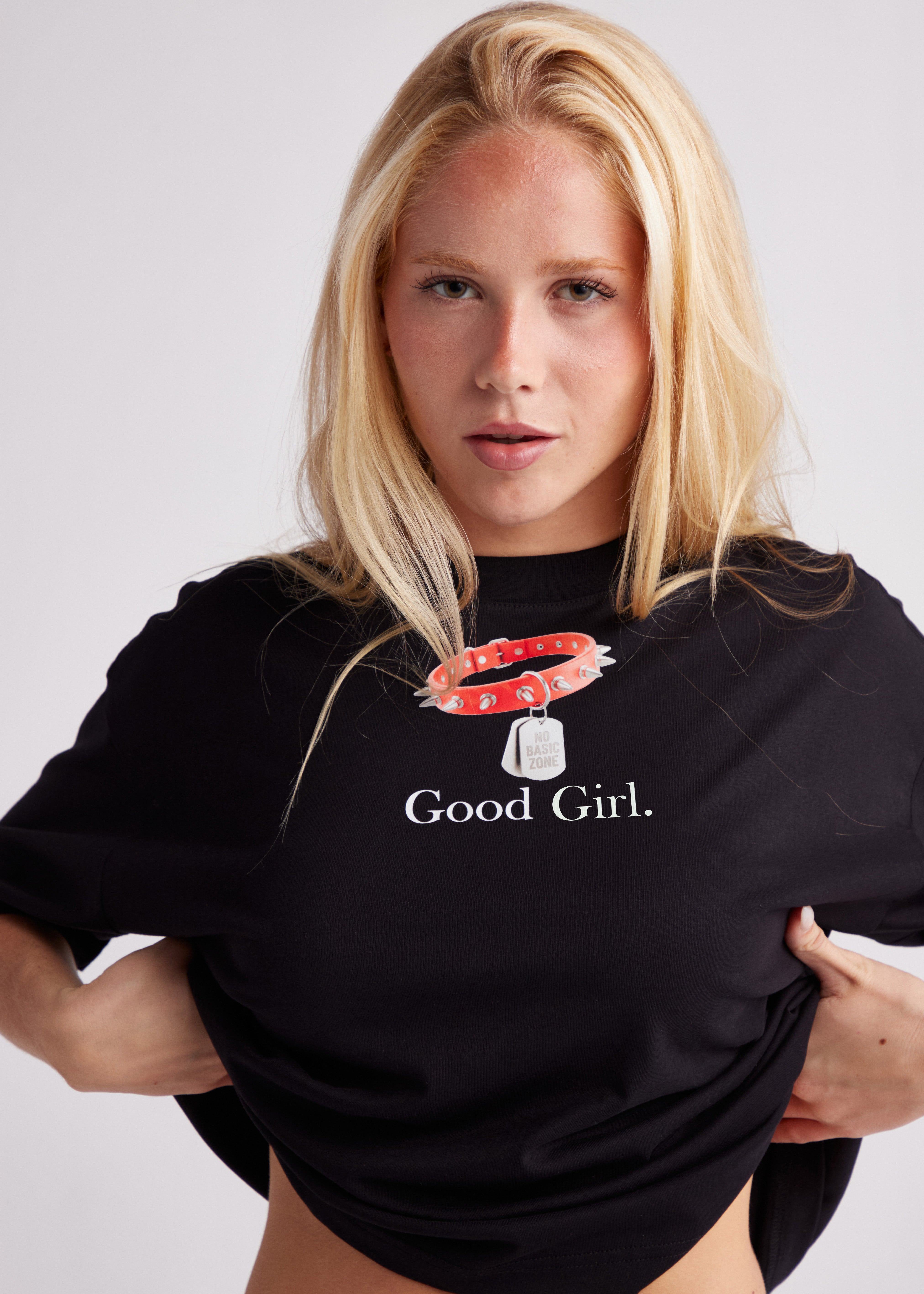 DOG LEASH - GOOD GIRL // BLACK T-SHIRT