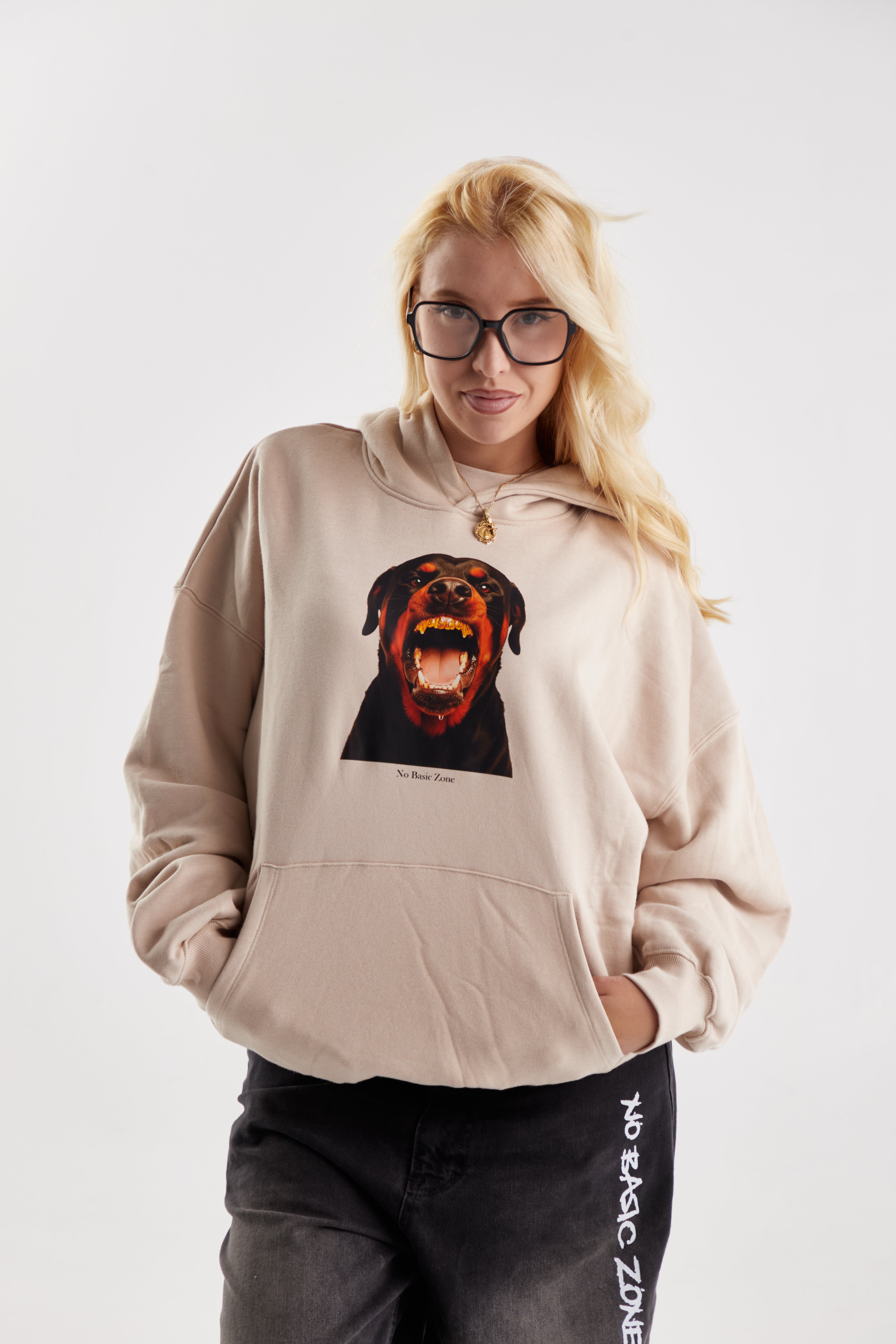 ROW DOG // BEIGE HOODIE