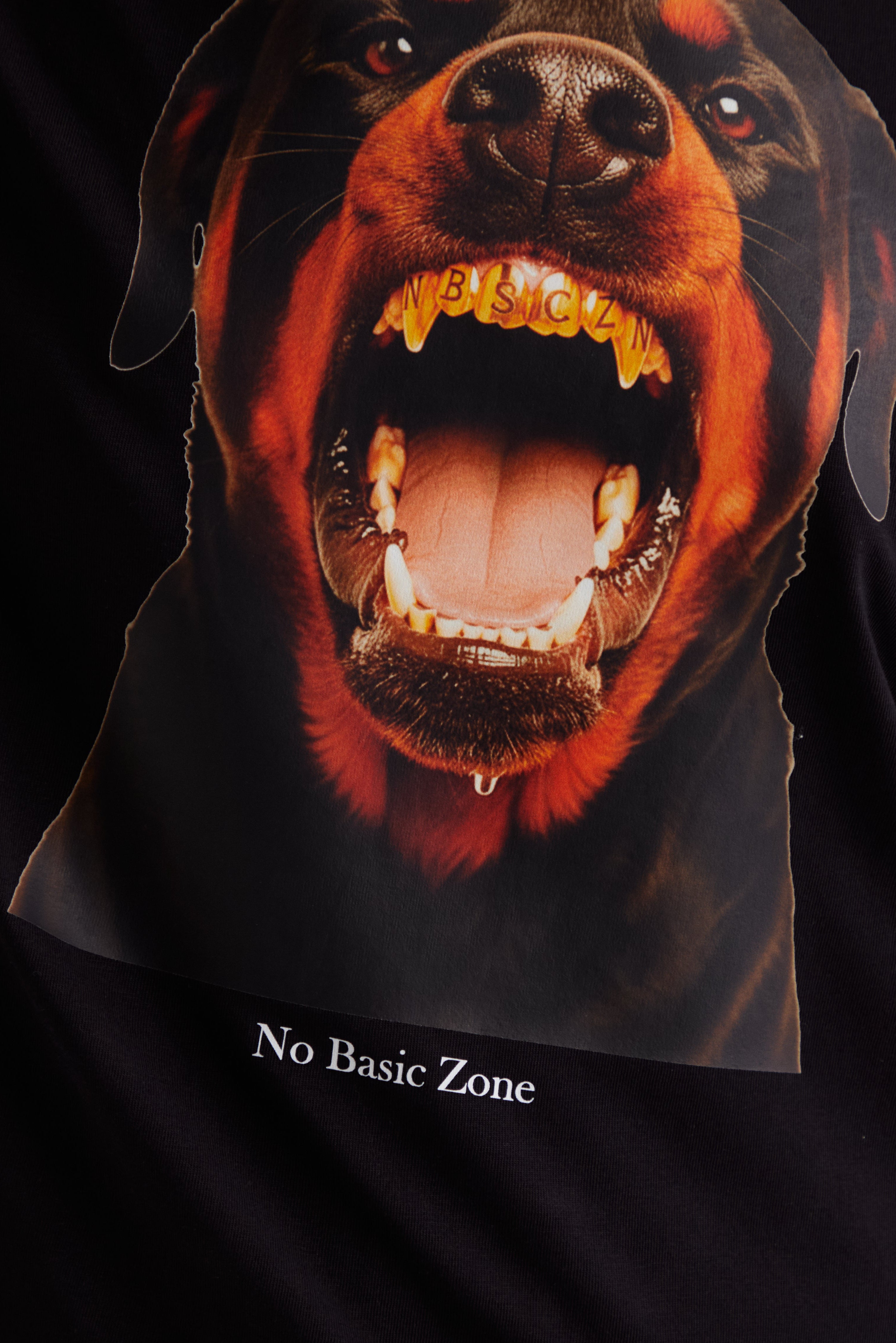 ROW DOG // BLACK T-SHIRT