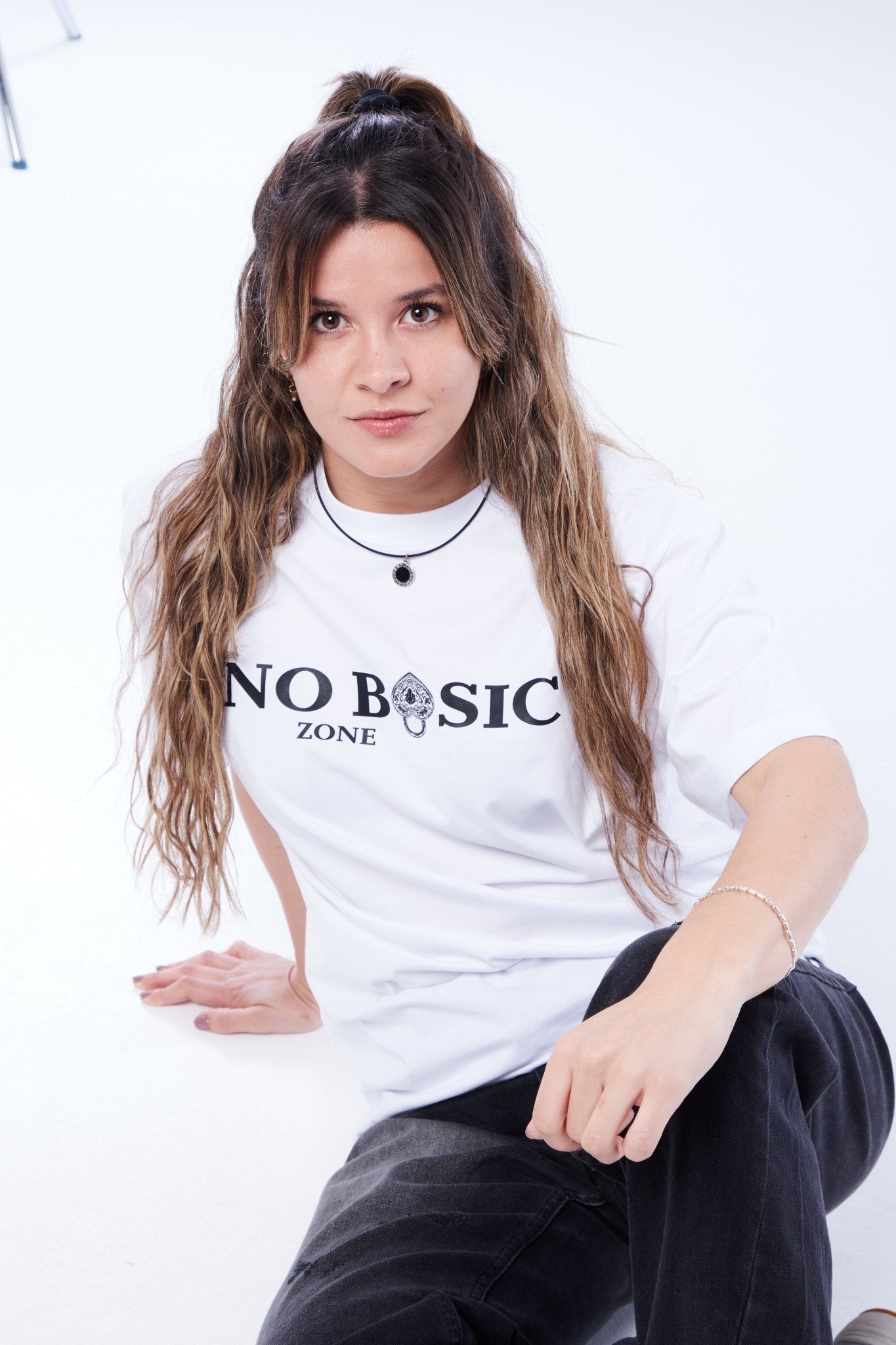 AMBITION MODE // WHITE T-SHIRT - No Basic Zone