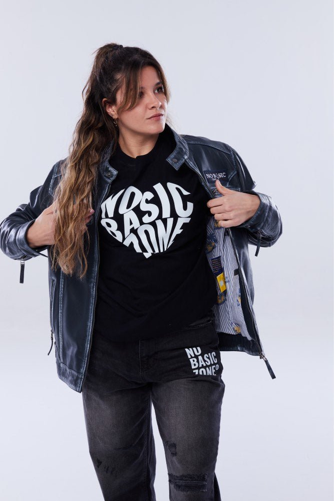 HEARTPRINT // BLACK T-SHIRT - No Basic Zone