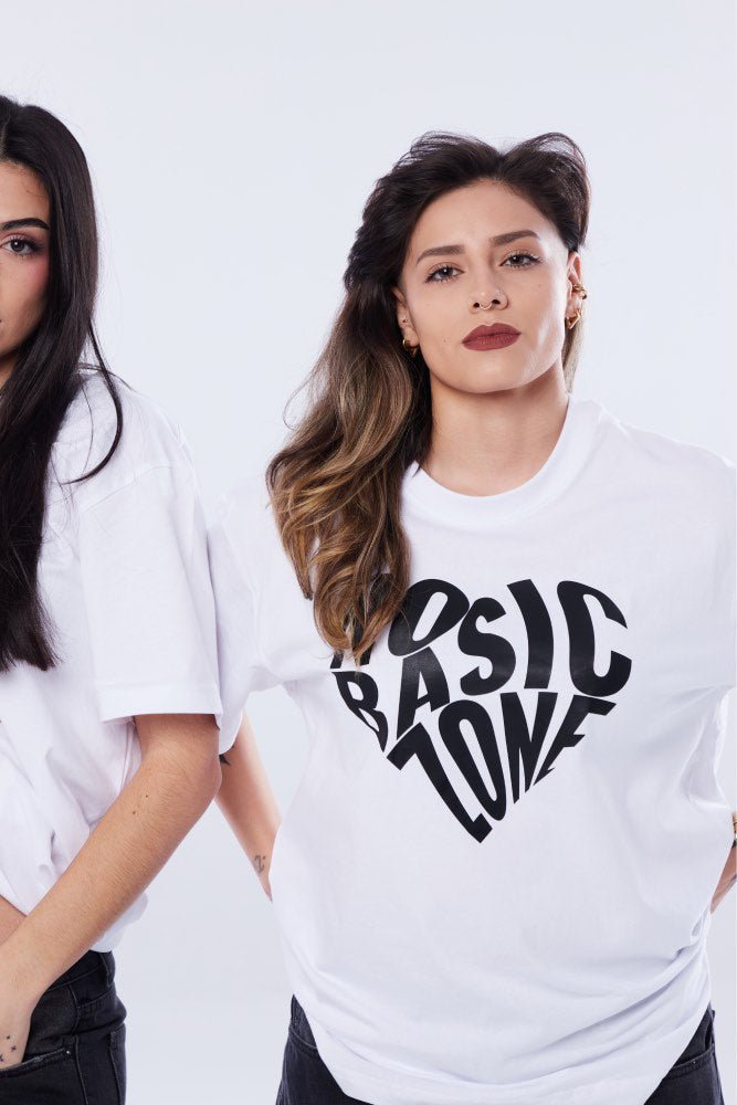 HEARTPRINT // WHITE T-SHIRT - No Basic Zone