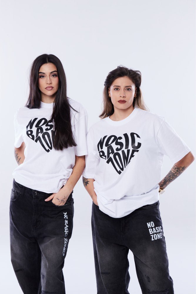 HEARTPRINT // WHITE T-SHIRT - No Basic Zone