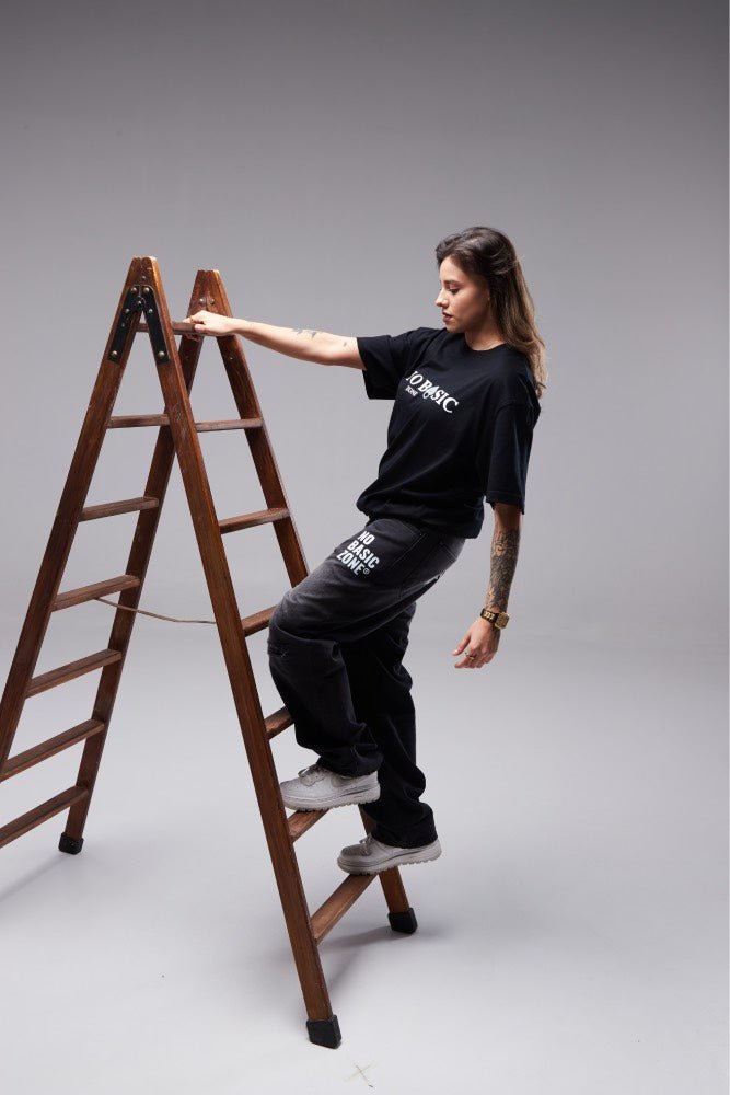 HUSTLER SPIRIT // BLACK MODE T-SHIRT - No Basic Zone