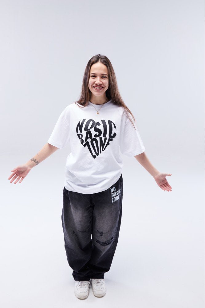 HEARTPRINT // WHITE T-SHIRT - No Basic Zone