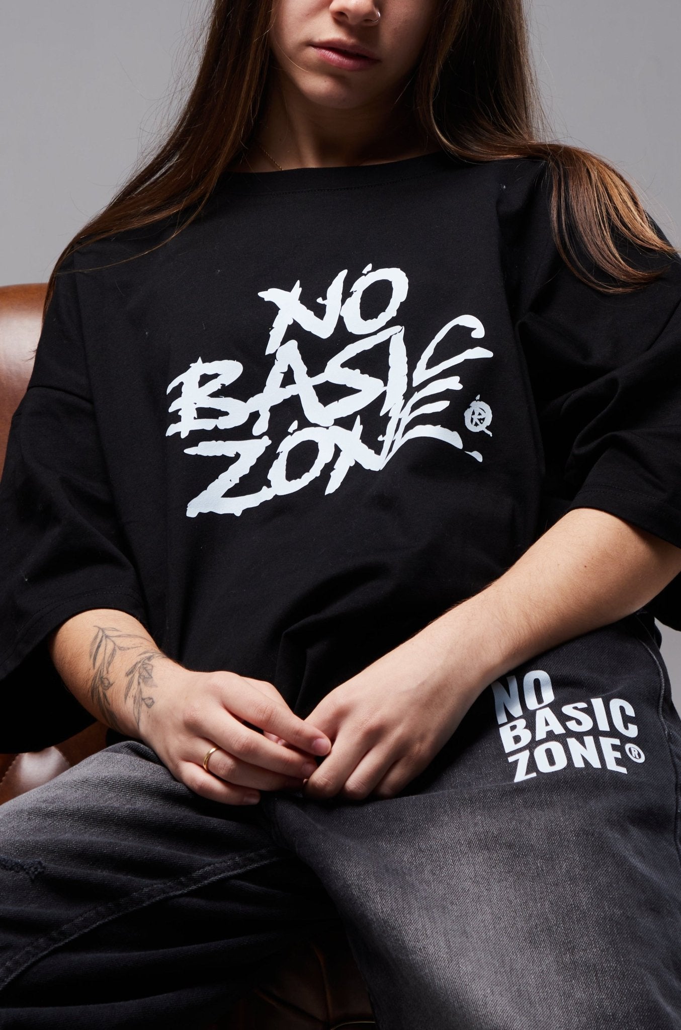 RAW MOVEMENT // BLACK EDITION T-SHIRT - No Basic Zone