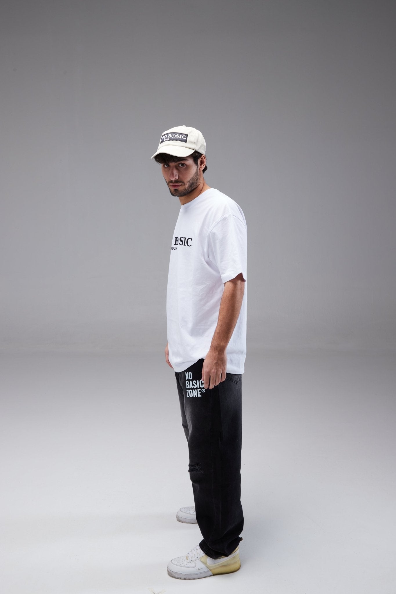 AMBITION MODE // WHITE T-SHIRT - No Basic Zone