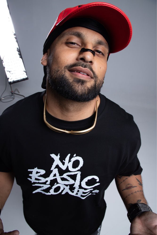 RAW MOVEMENT // BLACK EDITION T-SHIRT - No Basic Zone