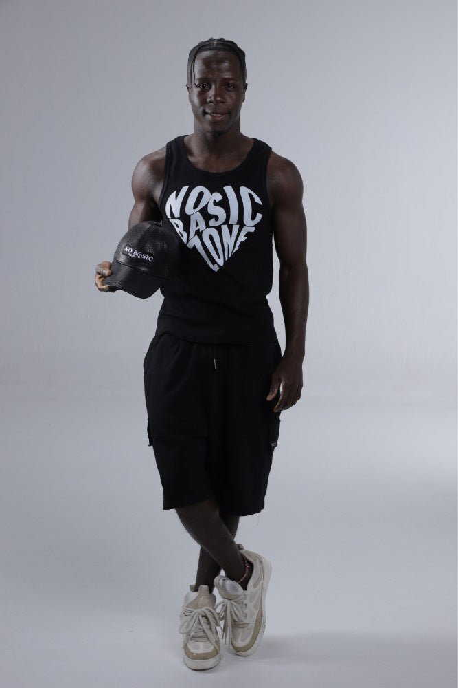 NO BASIC ZONE // BLACK SHORTS - No Basic Zone