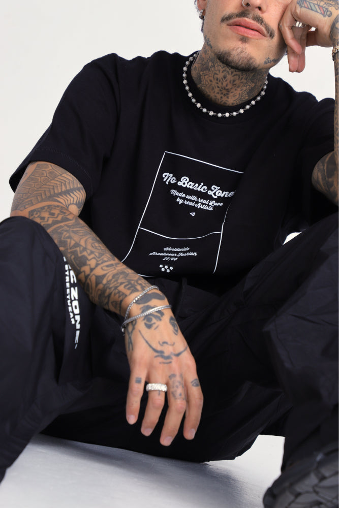 NAPKIN // BLACK T-SHIRT - No Basic Zone