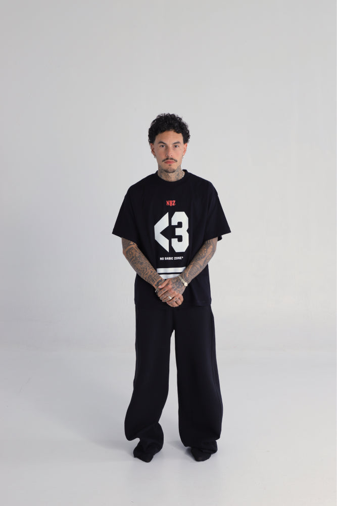 <3 // BLACK T-SHIRT - No Basic Zone