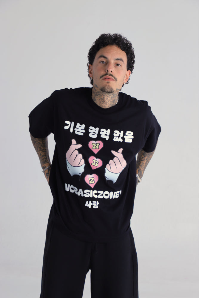 BUBBLELOVE // BLACK T-SHIRT - No Basic Zone