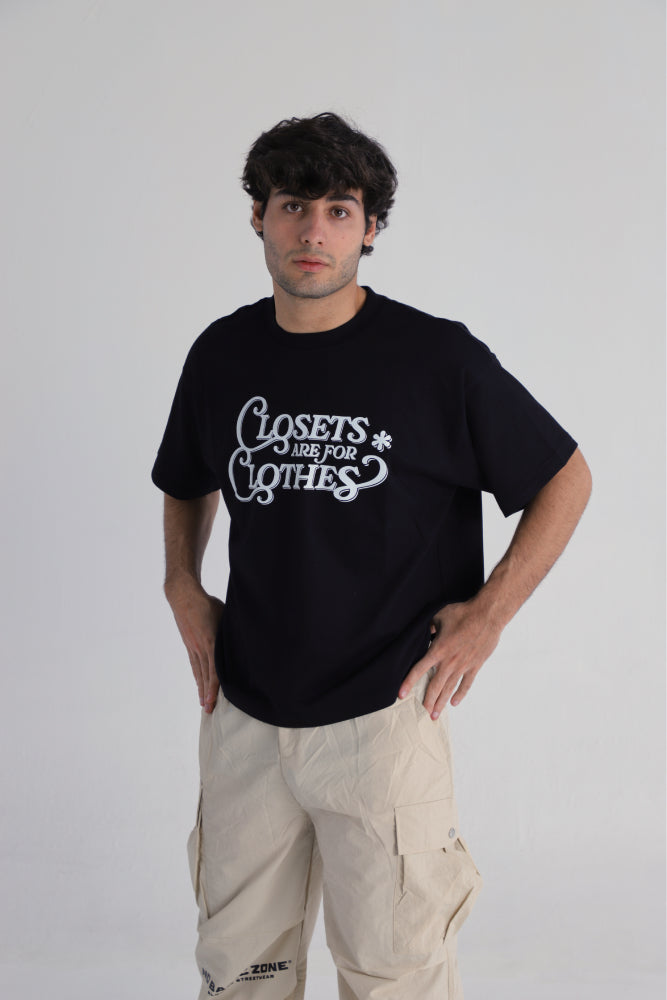 NO BASIC ZONE // CLOSETS T-SHIRT