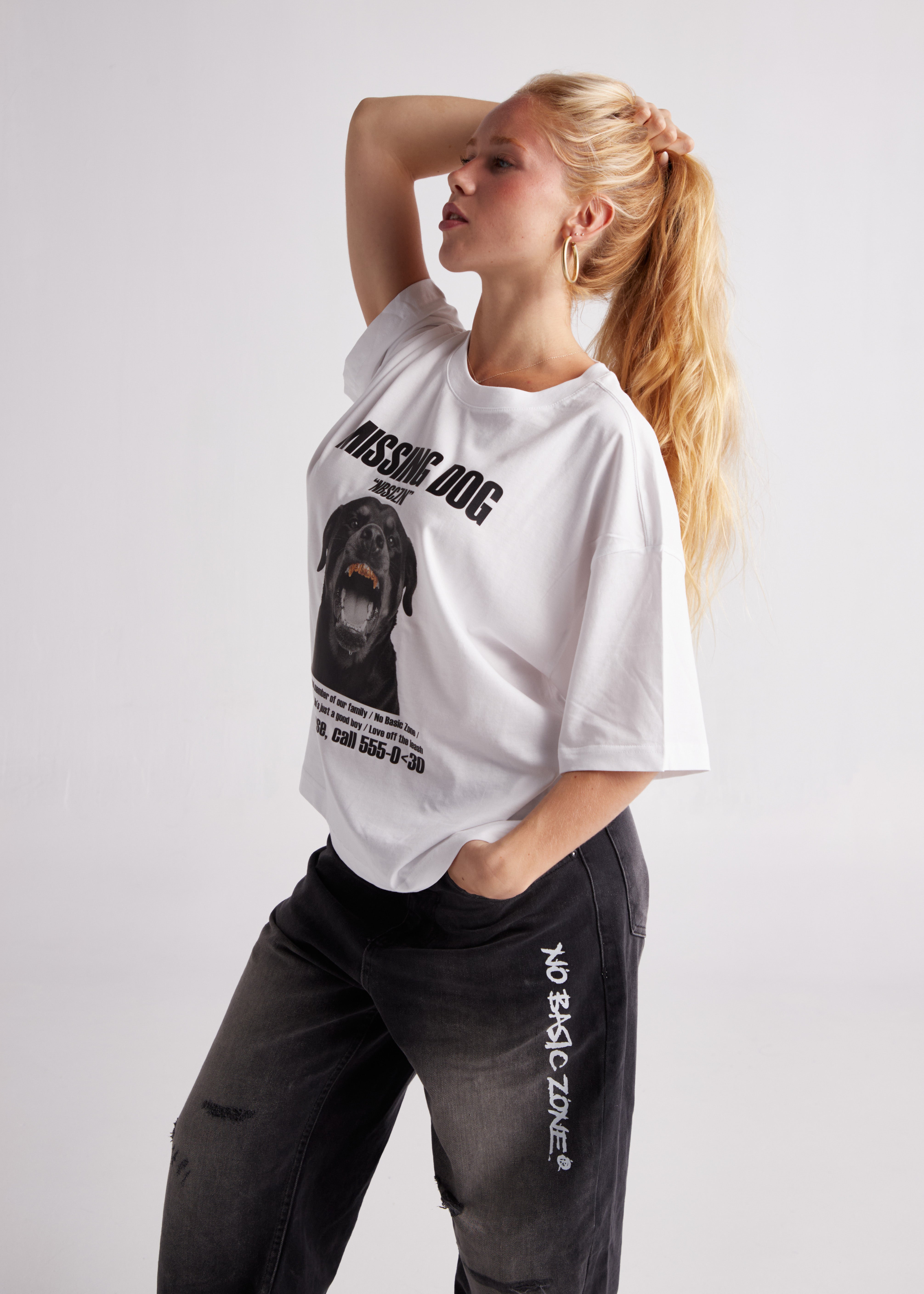 MISSING DOG // WHITE T-SHIRT