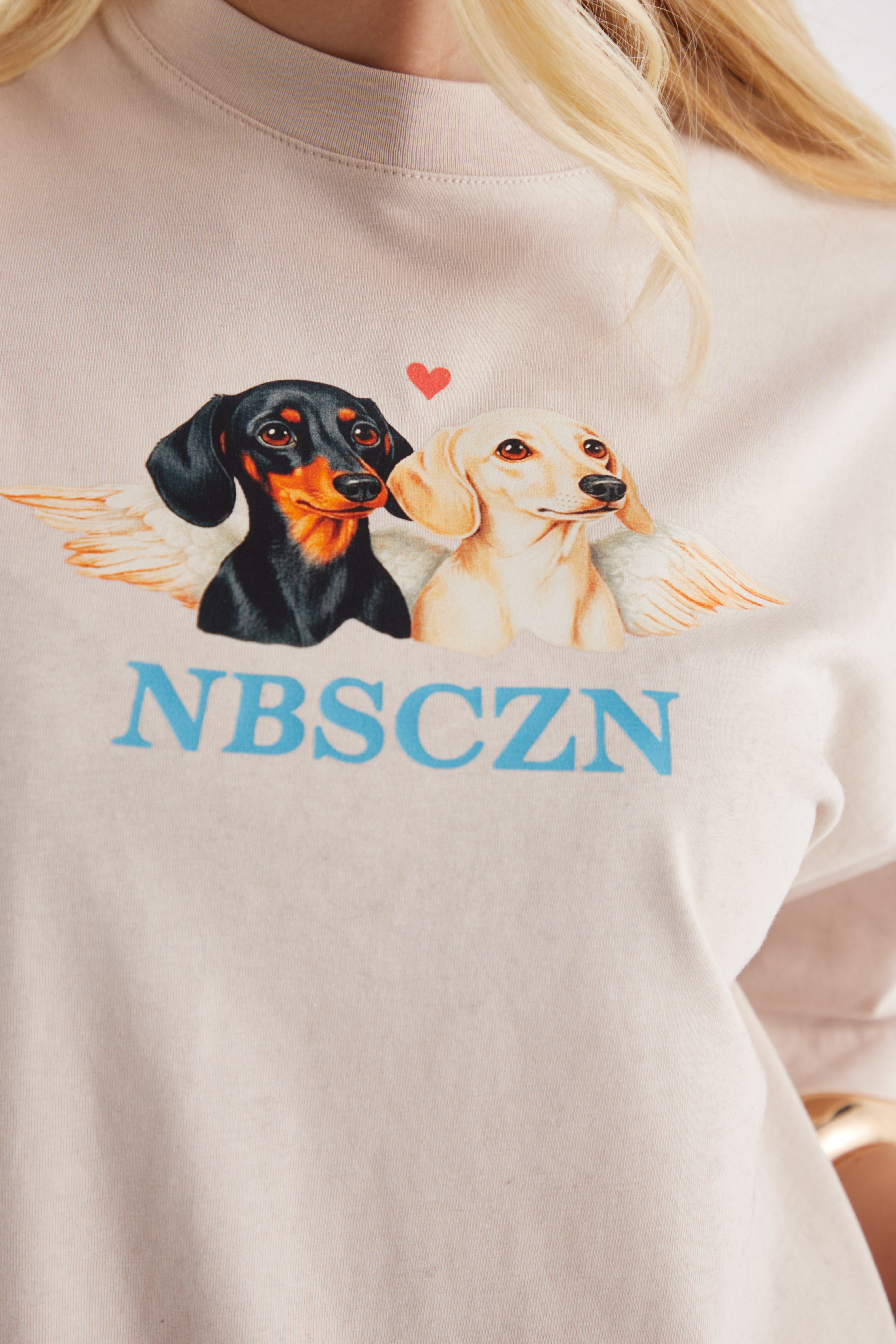 CHERUB DOGS // BEIGE T-SHIRT