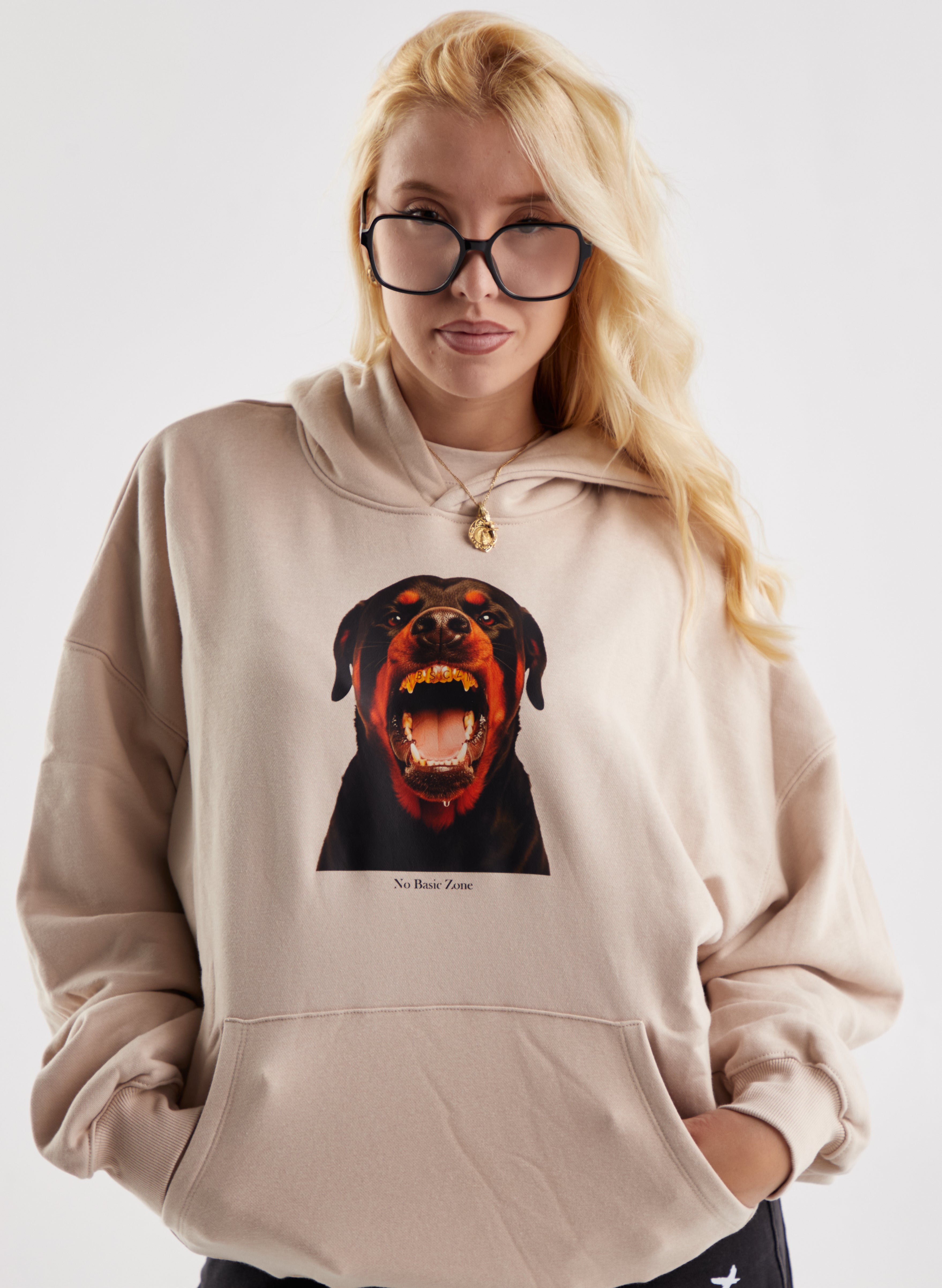 ROW DOG // BEIGE HOODIE