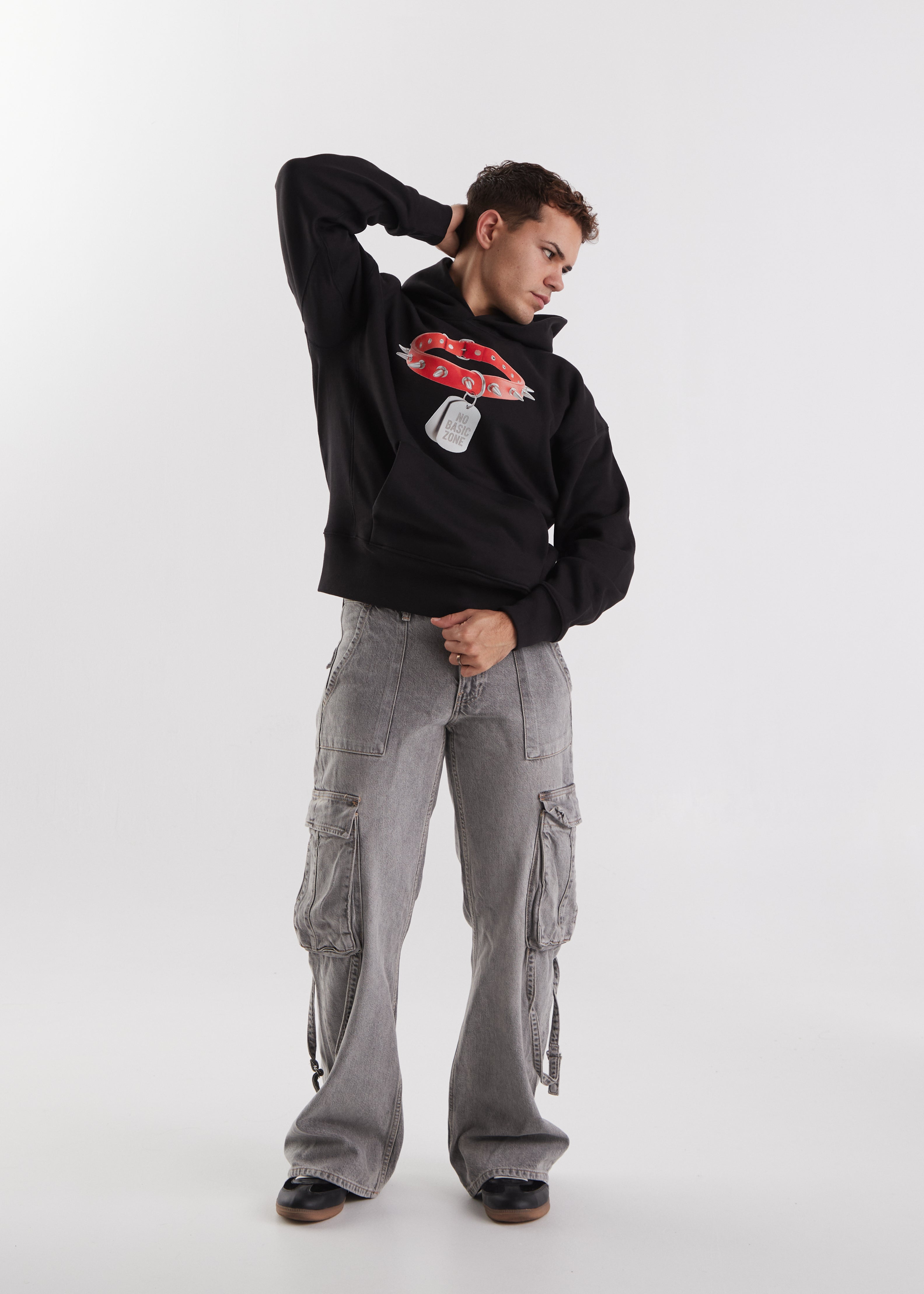 BIG DOG LEASH // BLACK HOODIE