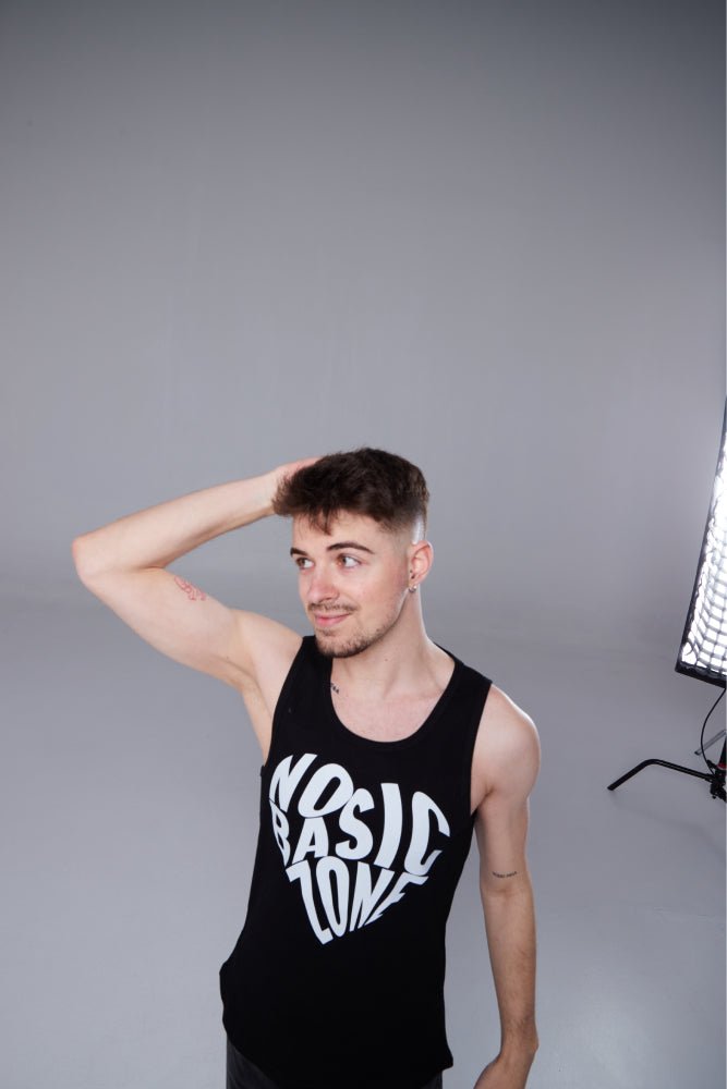 HEARTPRINT // BLACK TANK TOP - No Basic Zone
