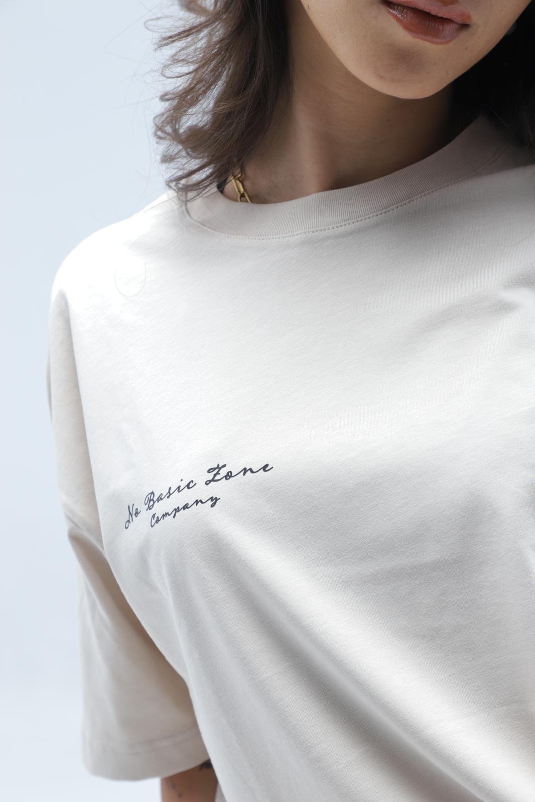 COMPANY // BEIGE T-SHIRT